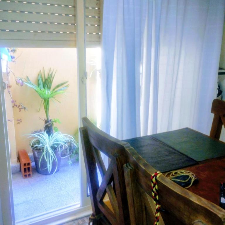 Calido en Parque Lezama - Apartamento de 1 dormitorio - 58