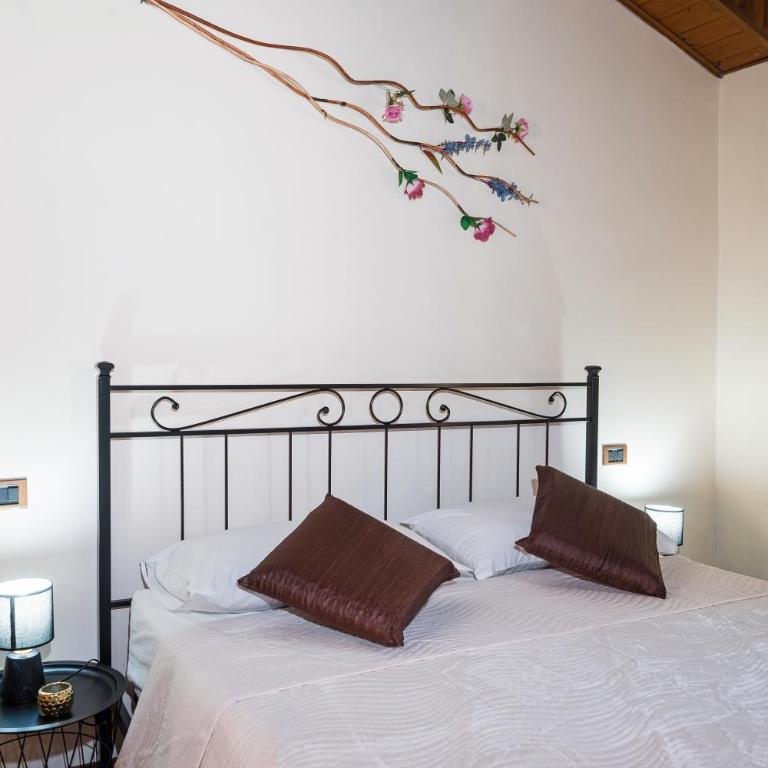 La Corte Rooms and Home Restaurant - free parking - 10 minutes to the lake and centre - Camera Matrimoniale con Bagno Privato - 7