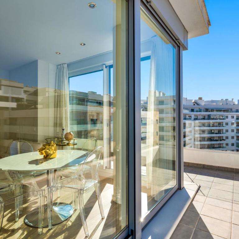 Modern apartment with rooftop pool Nueva Andalucía - Apartamento de 3 dormitorios - 14