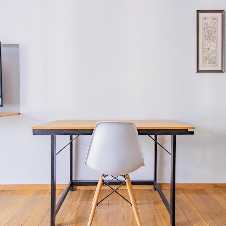 Capitalia Stylish Hideaway - Apartamento - 20
