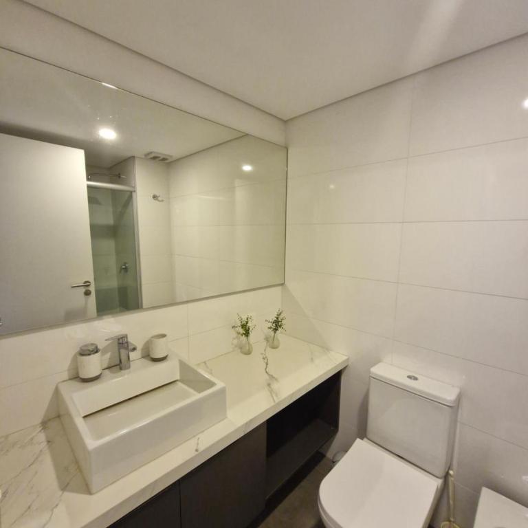 Al lado de la playa, restaurantes y el WTC - Two-Bedroom Apartment - 32