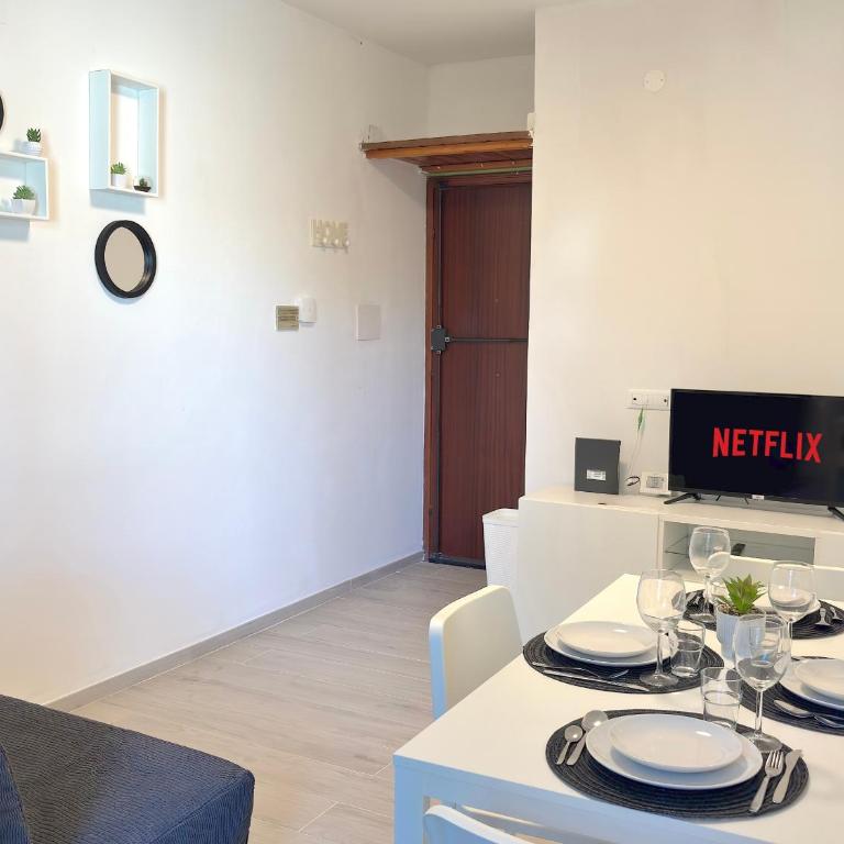 Vicino aeroporto Pisa - Wi-Fi e parcheggio gratuito - Appartamento con 1 Camera da Letto - 1