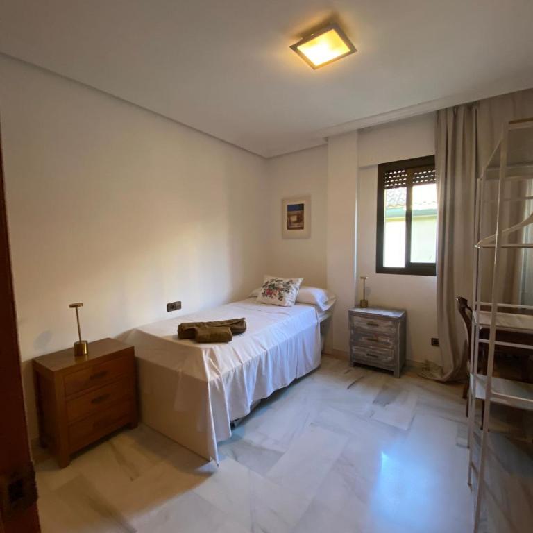 Unique penthouse 3 minutes from the beach - Apartment - 26