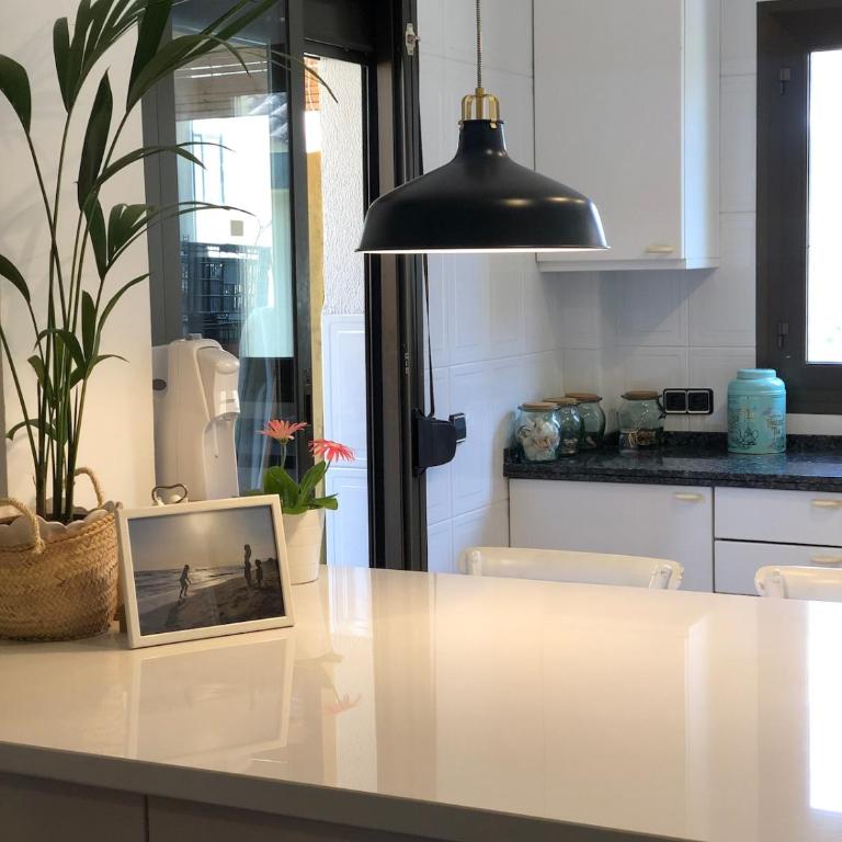 Unique penthouse 3 minutes from the beach - Apartment - 5