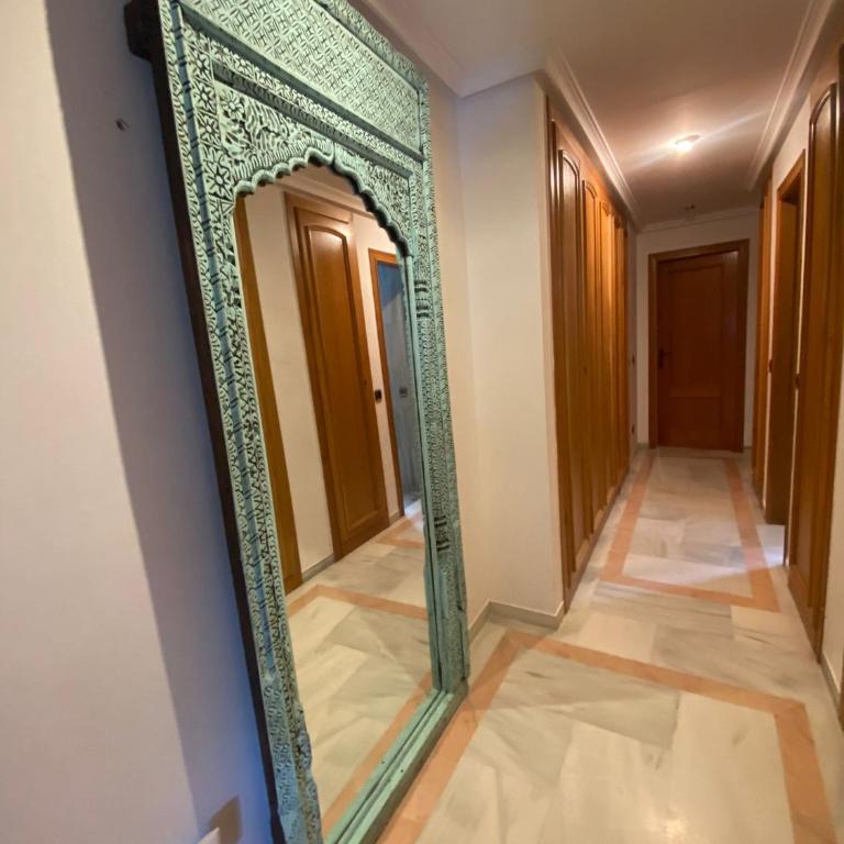 Unique penthouse 3 minutes from the beach - Apartment - 51
