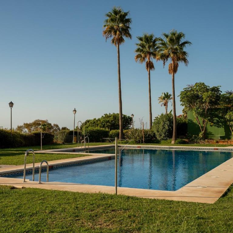 Stylish 2BR Apt | Balcony & Sea Views - Apartamento de 2 dormitorios - 6