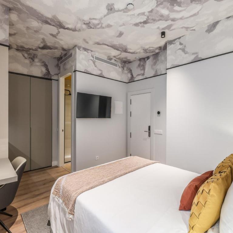 ColivINN Plaza Mayor - Studio Apartment with One Double Bed - 9