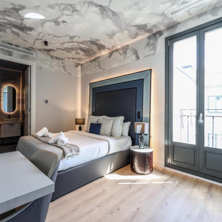 ColivINN Plaza Mayor - Studio Apartment with One Double Bed - 22