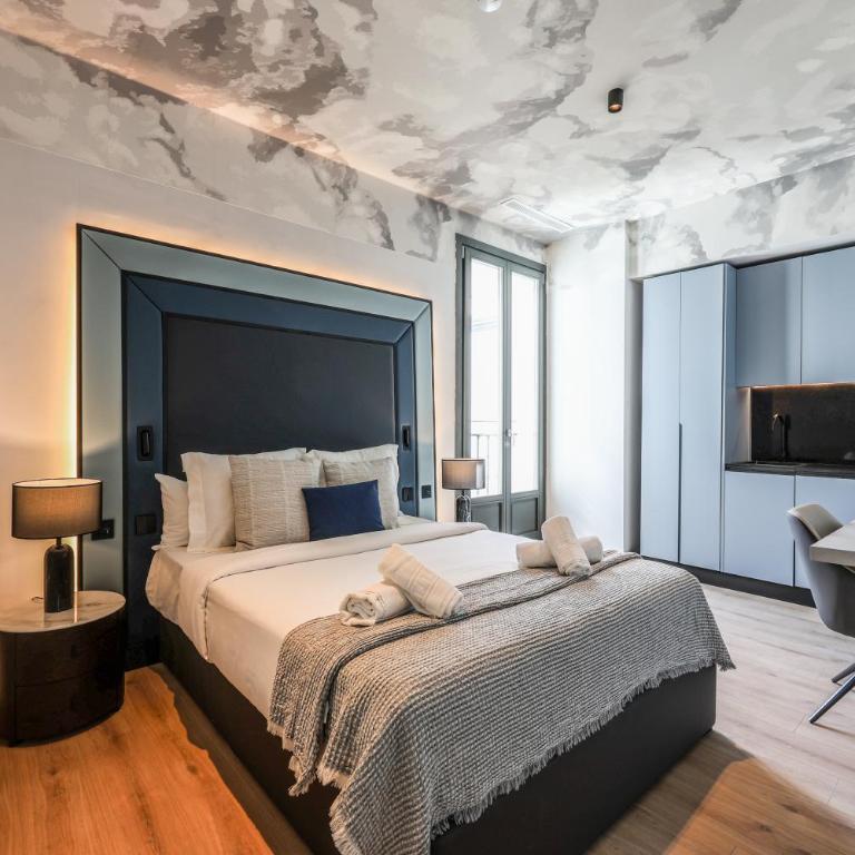 ColivINN Plaza Mayor - Studio Apartment with One Double Bed - 1