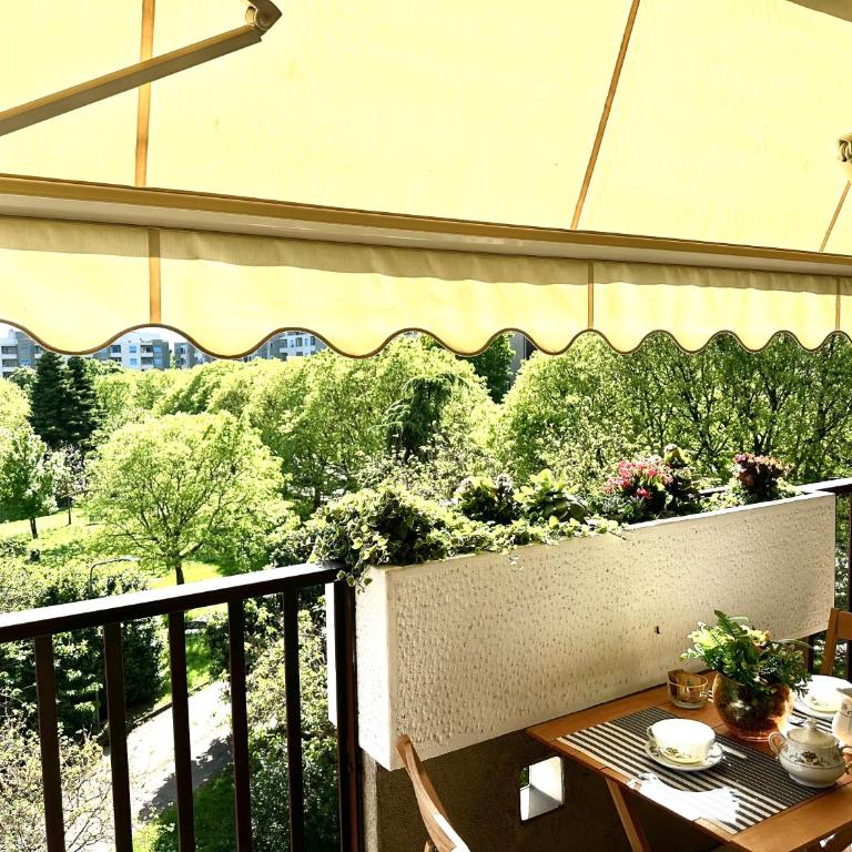 Green Elegance - Appartamento con 2 Camere da Letto e Vista Giardino - 42