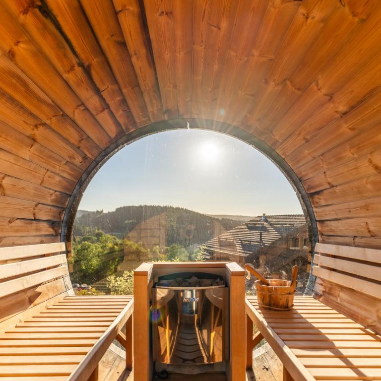 Chalet des Cîmes, chaleureux avec jacuzzi et sauna - Chalet - 7