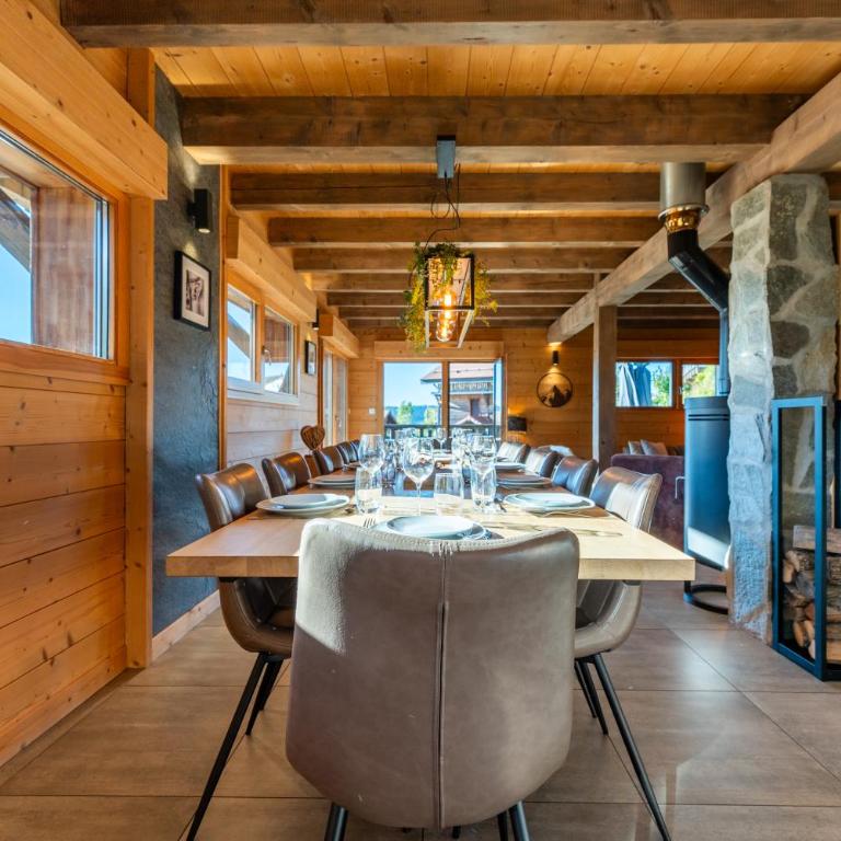 Chalet des Cîmes, chaleureux avec jacuzzi et sauna - Chalet - 70