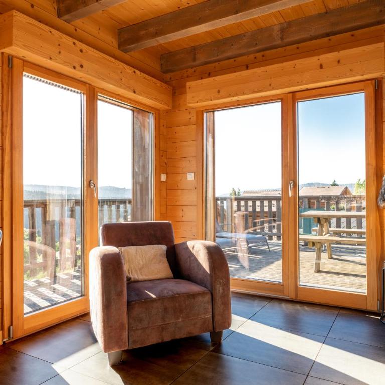 Chalet des Cîmes, chaleureux avec jacuzzi et sauna - Chalet - 63