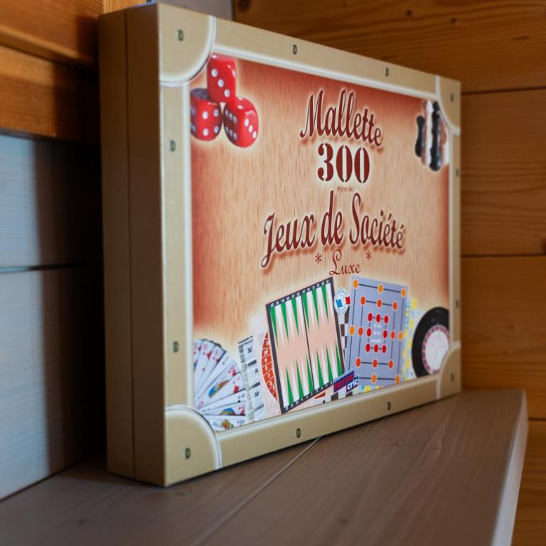 Chalet des Cîmes, chaleureux avec jacuzzi et sauna - Chalet - 61