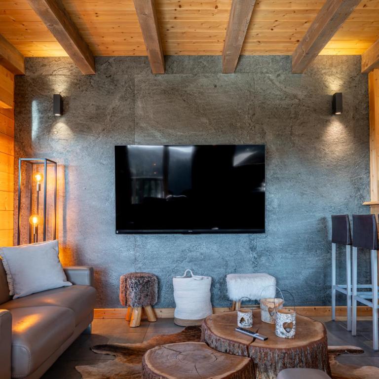 Chalet des Cîmes, chaleureux avec jacuzzi et sauna - Chalet - 57