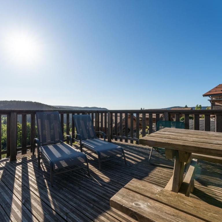 Chalet des Cîmes, chaleureux avec jacuzzi et sauna - Chalet - 95