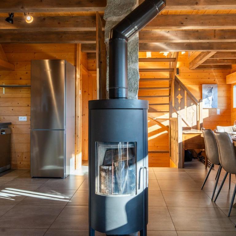 Chalet des Cîmes, chaleureux avec jacuzzi et sauna - Chalet - 55