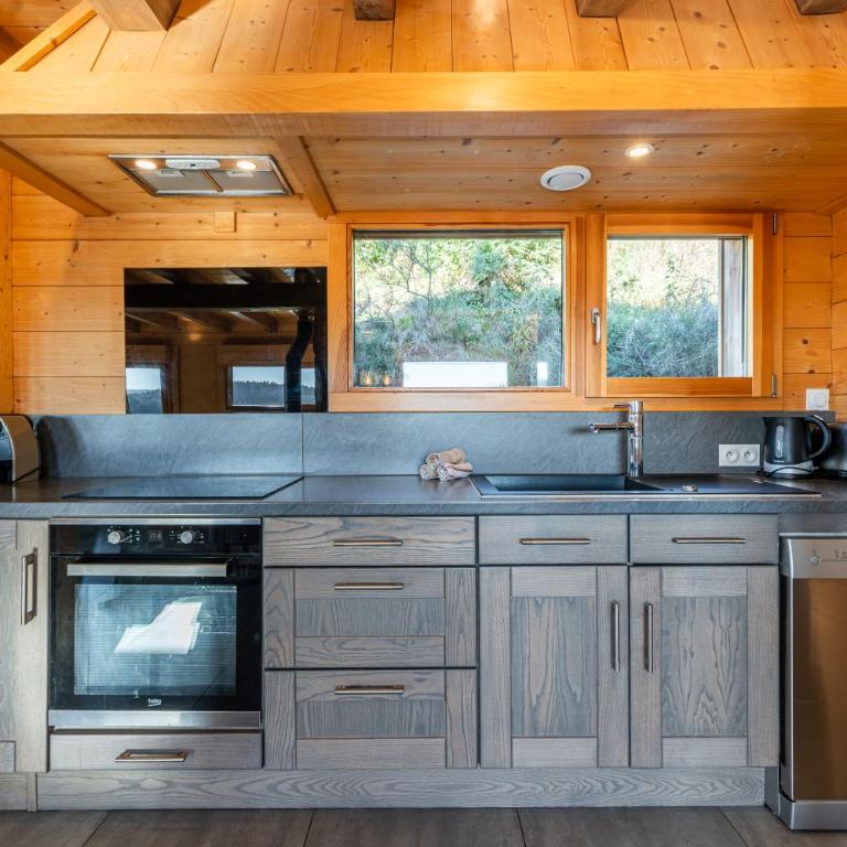 Chalet des Cîmes, chaleureux avec jacuzzi et sauna - Chalet - 91