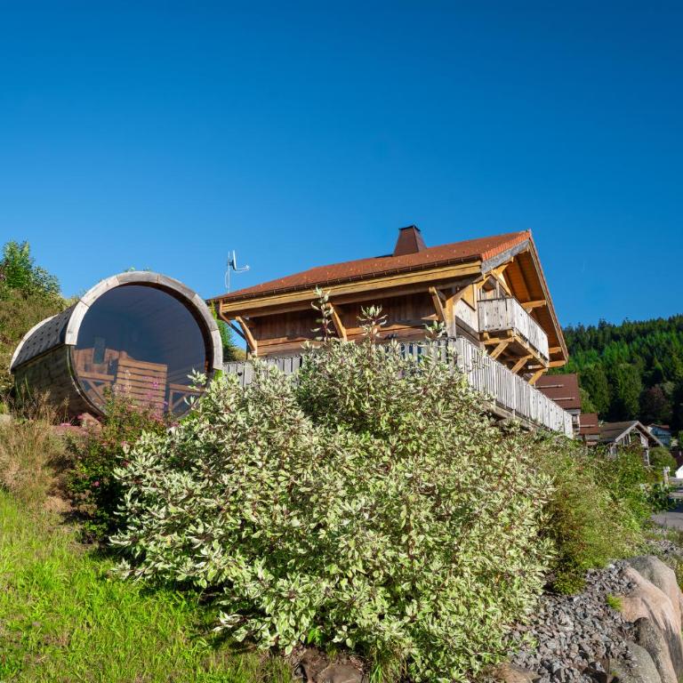 Chalet des Cîmes, chaleureux avec jacuzzi et sauna - Chalet - 52
