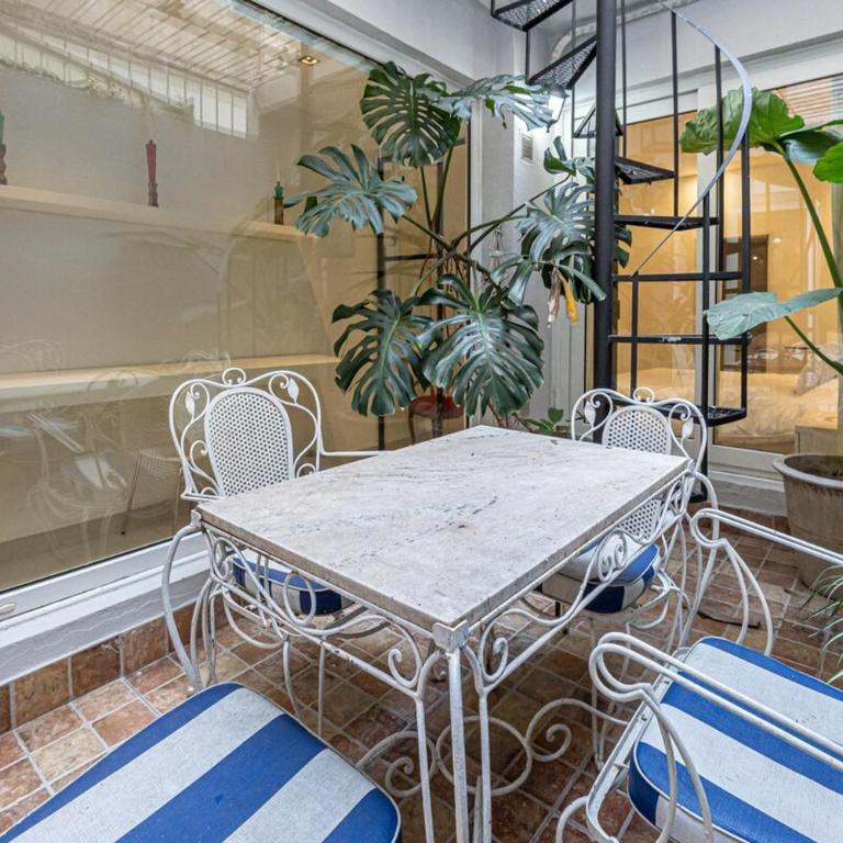 Vic Lop- 2 bathrooms, 4 guests, central patio, Recoleta - Apartamento de 2 dormitorios - 7