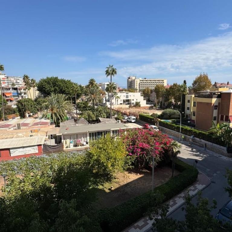 Relax en La Carihuela Tenis y parking privado - Apartamento de 3 dormitorios - 18