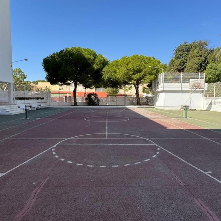 Relax en La Carihuela Tenis y parking privado - Apartamento de 3 dormitorios - 23