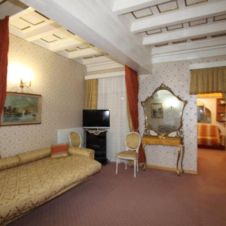 Ponte Vecchio Liberty - Appartamento con 2 Camere da Letto - 3