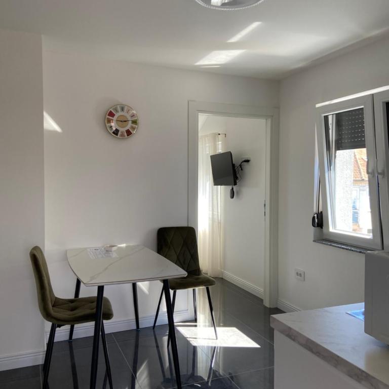 Kastel Apartmani - Apartman sa 1 Spavaćom Sobom - 4
