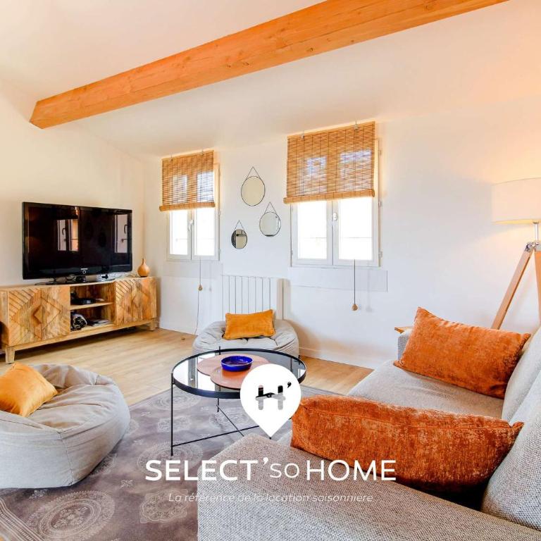 SELECT'soHOME - Duplex avec terrasse pour 4 au cœur du village historique de Bormes-les-mimosas ! - IRUNDA - Appartement 2 Chambres - 4