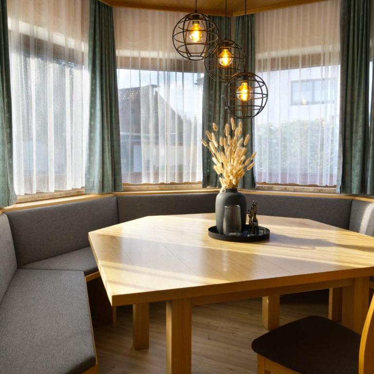 Ostbacher Stern - Comfort Apartment mit 1 Schlafzimmer - 2