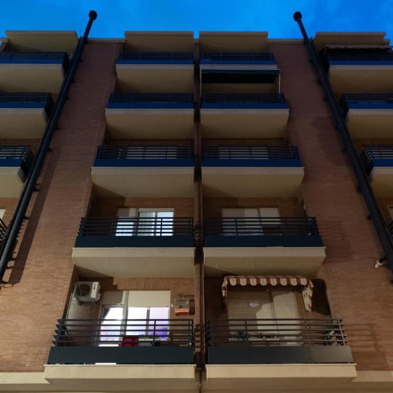 Battisti Flat, near station - One-Bedroom Apartment - 34