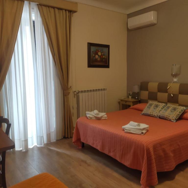 Bed & Breakfast Hostel H24 - Camera King Deluxe - 3