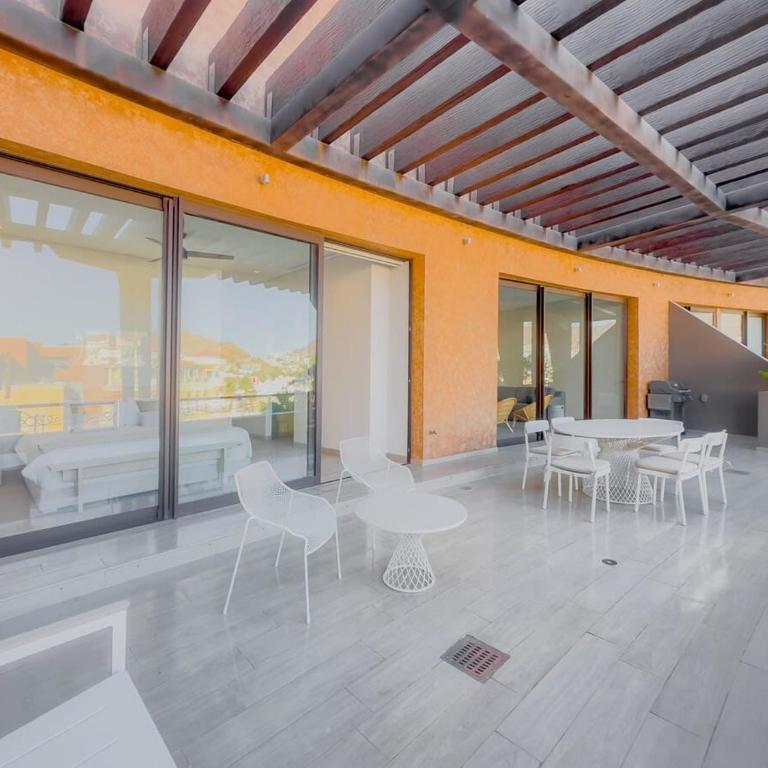 Capitalia Ocean Views Rooftop Grill & Gym - Apartamento - 14
