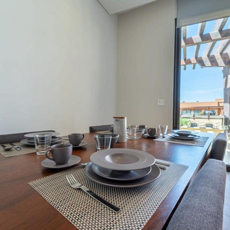 Capitalia Oceanview Escape with Gym at the Marina - Apartamento - 22