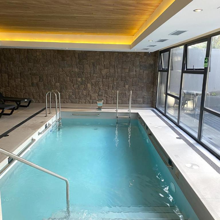 COD26 - Piscina temperada, jacuzzi y gran ubicación! - Two-Bedroom Apartment - 7