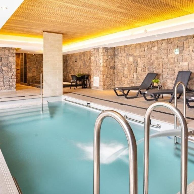 COD26 - Piscina temperada, jacuzzi y gran ubicación! - Two-Bedroom Apartment - 9