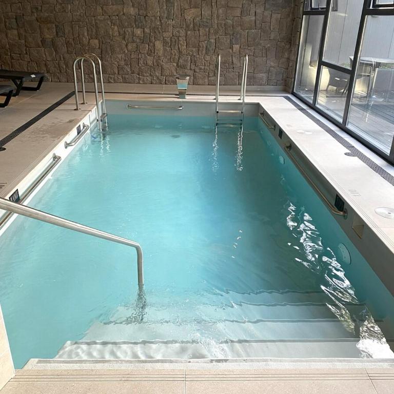 COD26 - Piscina temperada, jacuzzi y gran ubicación! - Two-Bedroom Apartment - 16