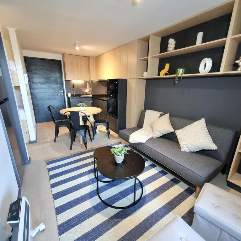 COD26 - Piscina temperada, jacuzzi y gran ubicación! - Two-Bedroom Apartment - 17