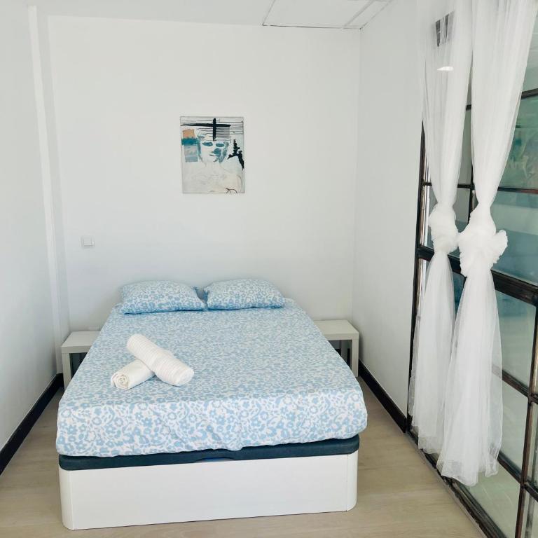 LUMINOSOS APARTAMENTOS POZUELO a 8 MINUTOS DE PALACIO REAL - Apartamento Deluxe de 2 dormitorios con balcón - 13