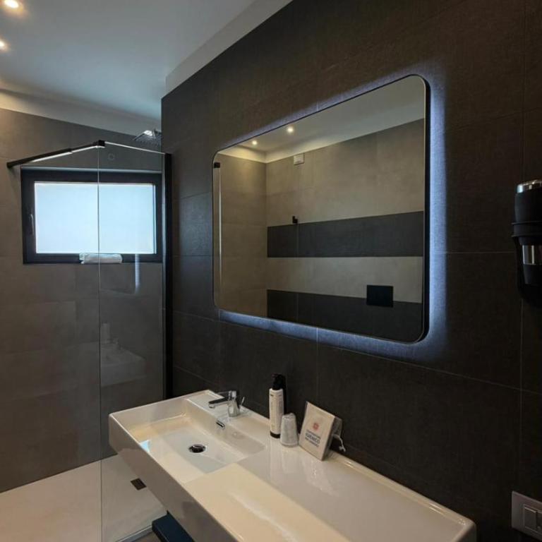 Eurogarden Hotel - Comfort Room - 4