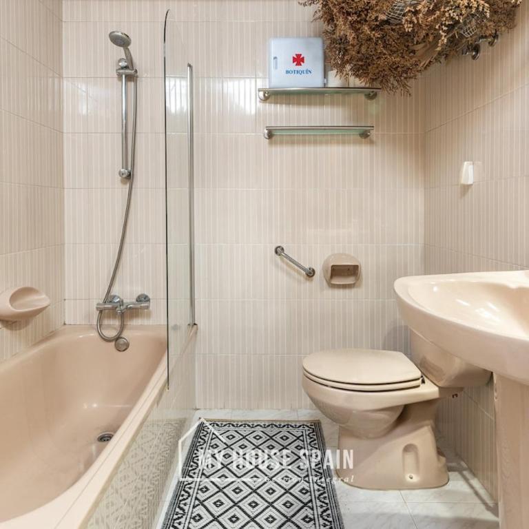 MyHouseSpain - Piso amplio en el centro de Gijón - Apartamento de 3 dormitorios - 20