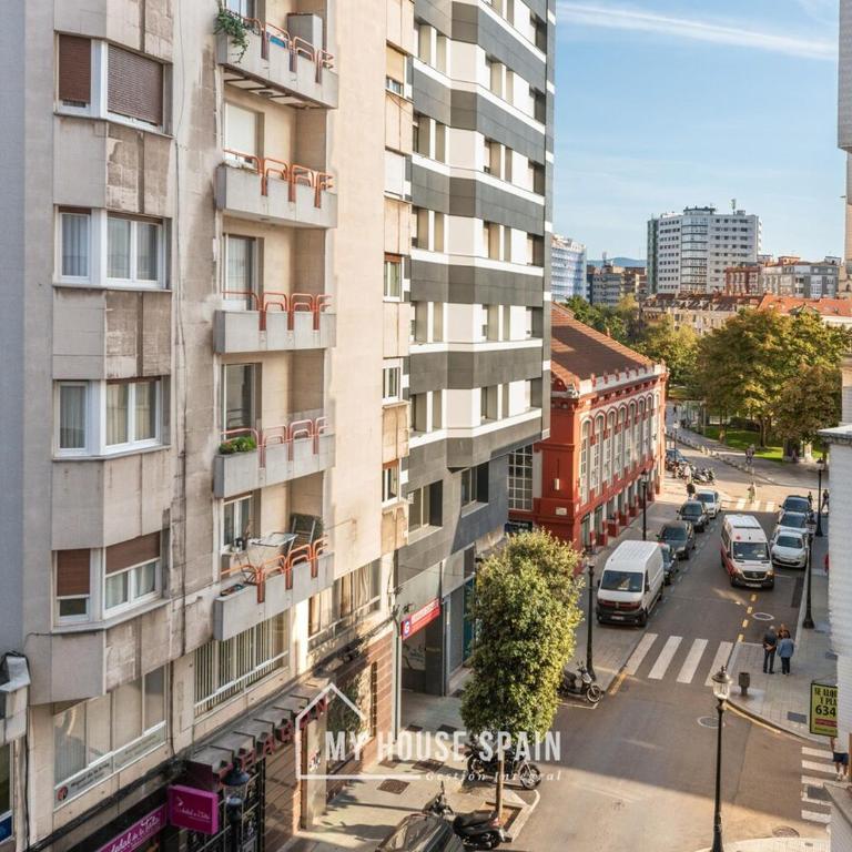 MyHouseSpain - Piso amplio en el centro de Gijón - Apartamento de 3 dormitorios - 29