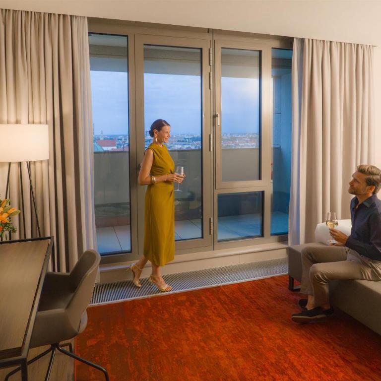 NH Collection München Bavaria - Premium View Room with Terrace - 2