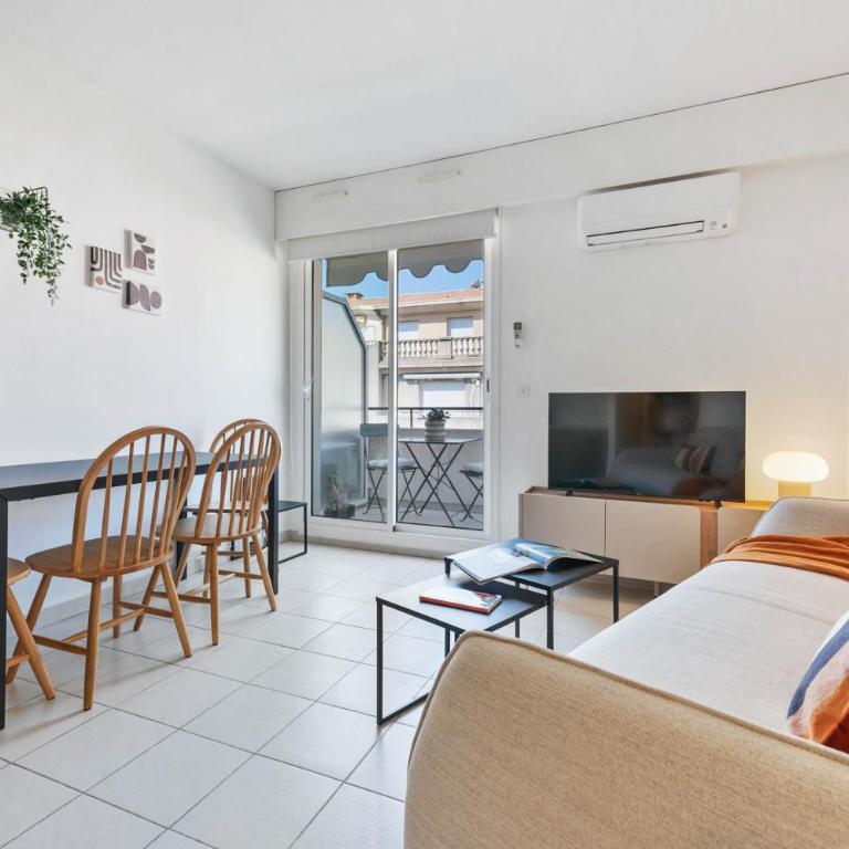 Queen Garden V, Charmant 2 pièces centre ville, AC, vue mer - Apartment mit 1 Schlafzimmer - 3