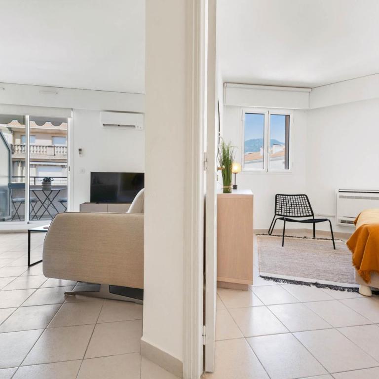 Queen Garden V, Charmant 2 pièces centre ville, AC, vue mer - Apartment mit 1 Schlafzimmer - 11