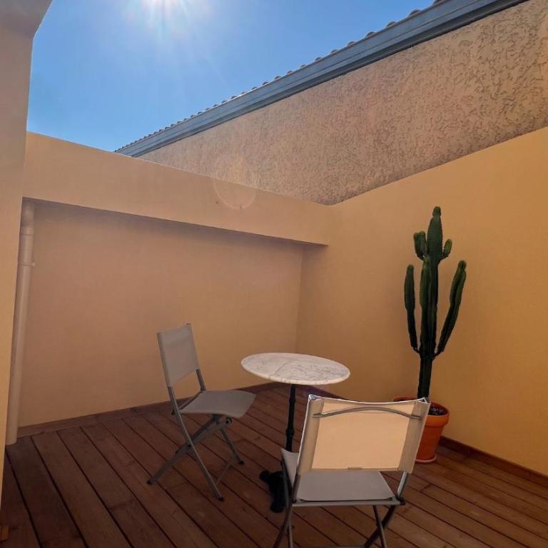 Magnifique appartement vue mer Hyeres - Two-Bedroom Apartment - 13