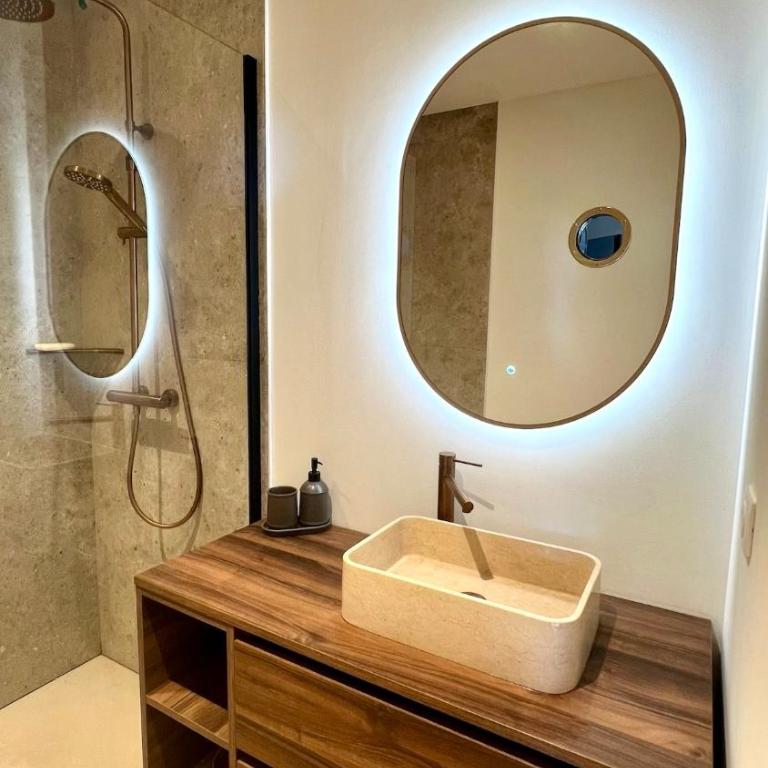Magnifique appartement vue mer Hyeres - Two-Bedroom Apartment - 11