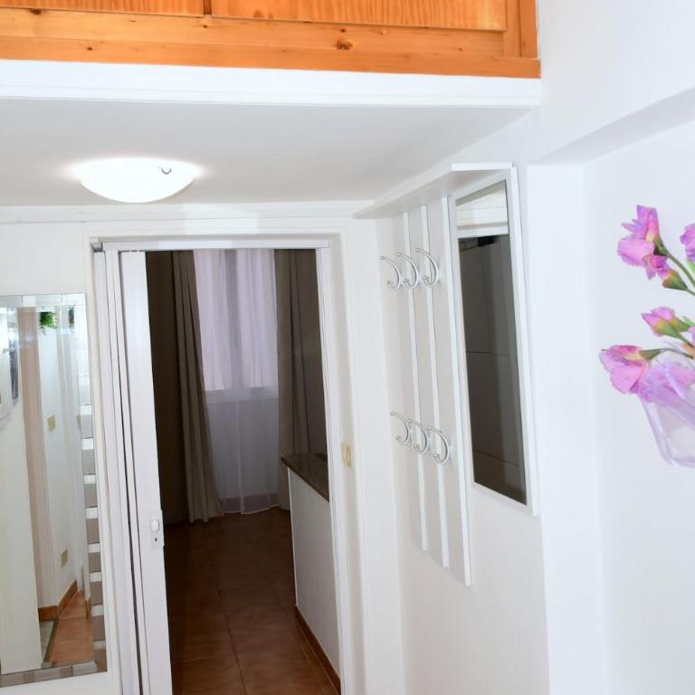 Casa Iris - Appartamento con 2 Camere da Letto - 16