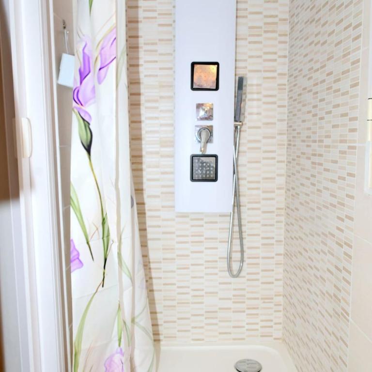 Casa Iris - Appartamento con 2 Camere da Letto - 24