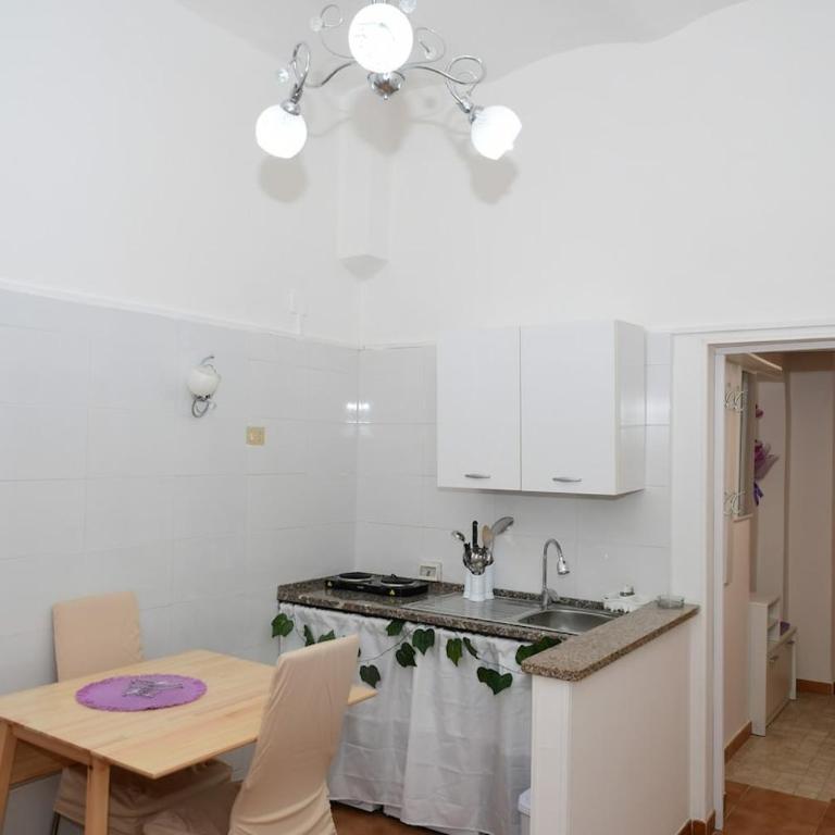 Casa Iris - Appartamento con 2 Camere da Letto - 26